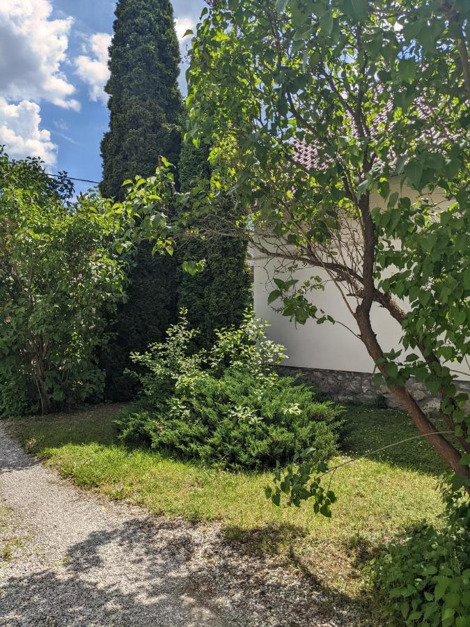 Tulipan Haz Villa Szilvásvárad Exteriör bild